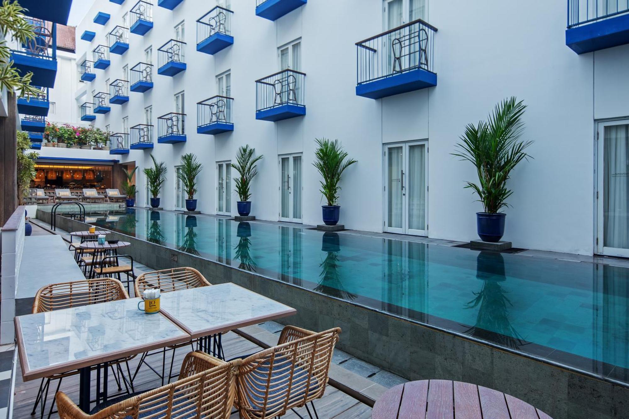 Kampi Hotel Legian Exterior foto